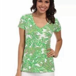 Lilly Pulitzer Floral Shortsleeve V-Neck Top Blouse Parrots In Size Large